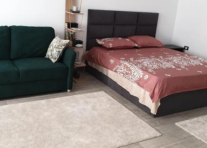 Appartement Alexandra Alezzi Năvodari